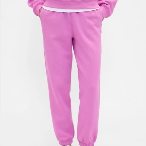 NEW Matching Pink GAP Sweat Set - Picture 3 of 11